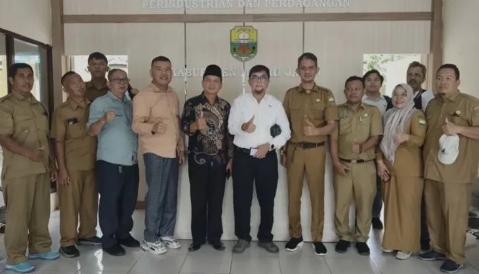 Bahas Kenaikan Harga Pangan, Komisi II DPRD Jambi Lakukan Kunker ke Disperindag UMKM Kabupaten Muarojambi