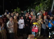 Tinjau Banjir di Merangin, Gubernur Al Haris Salurkan Bantuan dan Janjikan Perahu Gratis
