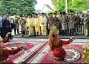 Gubernur Al Haris Bersama Menko Pangan Zulhas, Wamenko Pangan Hanif Faisol, dan Wamendagri Bima Arya Hadiri Rapat Paripurna Istimewa Peringatan HUT Kota Jambi