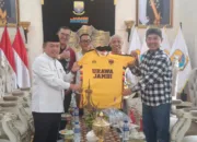 Dijadwalkan Buka Turnamen Urawa Cup VI di Stadion Swarna Bhumi, Gubernur Al Haris Siap Berlaga Lawan Tim Urawa