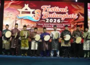 Gubernur Al Haris Resmi Buka Festival Batanghari 2026, Angkat Sejarah Jalur Perdagangan Rempah Sungai Batanghari