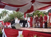 Pimpin Upacara HUT ke-81 RI, Gubernur Al Haris Tegaskan Semangat Proklamasi Mengisi Kemerdekaan Bekerja untuk Indonesia