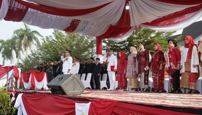 Pimpin Upacara HUT ke-81 RI, Gubernur Al Haris Tegaskan Semangat Proklamasi Mengisi Kemerdekaan Bekerja untuk Indonesia