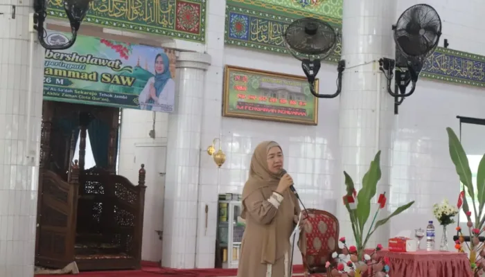 Gerakan Jambi Bersholawat Terus Digelorakan, Hesti Haris Ajak Masyarakat Perbanyak Sholawat